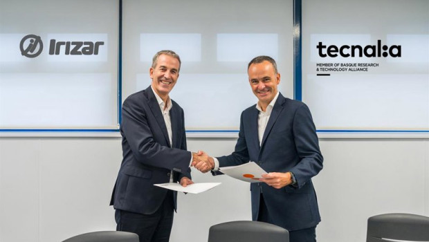 ep archivo   firma de un acuerdo entre irizar y tecnalia