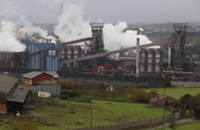 ep archivo   vista de la fabrica de acero de arcelormittal en gijon asturias espana a 4 de diciembre