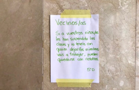 ep cartel donde un grupo de estudiantes ofrece a sus vecinos cuidar de ninos y ninas tras la