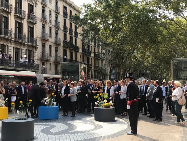 ep colau torra cunilleralaura masvidal duranteofrenda floral