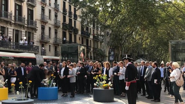 ep colau torra cunilleralaura masvidal duranteofrenda floral