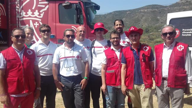 Cruz Roja en el incendio de Llutxent | CRUZ ROJA ep cruz rojaincendiollutxent