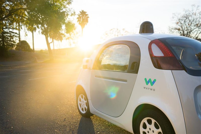 Del coche autónomo al globo con wifi: los retos de Google tras su reestructuración