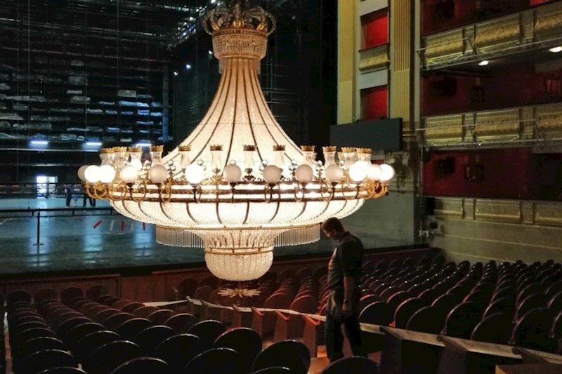 ep el teatro real durante la gran parada en agosto por trabajos de mantenimiento y rehabilitacion ep el teatro real durante la gran parada en agosto por trabajos de mantenimiento y rehabilitacion