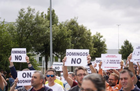 ep empleados de mercedes vitoria inician una huelga en defensa del convenio ep empleados de mercedes vitoria inician una huelga en defensa del convenio