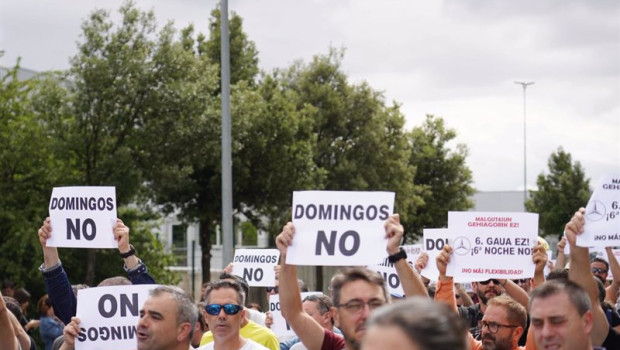 ep empleados de mercedes vitoria inician una huelga en defensa del convenio