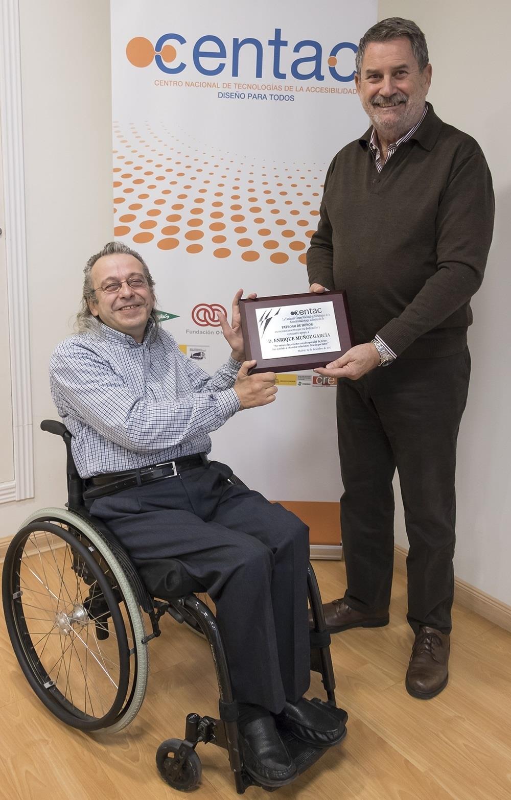 Enrique Muñoz, nombrado Patrono de Honor del Centro Nacional de Tecnologías de l | CENTAC ep enrique munoz nombrado patronohonorcentro nacionaltecnologiasl