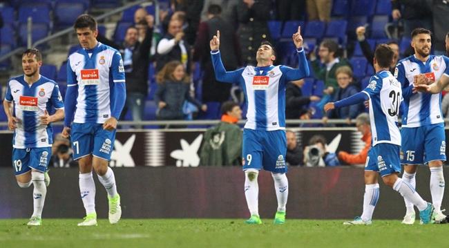 El Espanyol remonta 'in extremis' al Betis y sueña con Europa | TWITTER.COM/LALIGA ep espanyol remonta in extremis al betissuenaeuropa