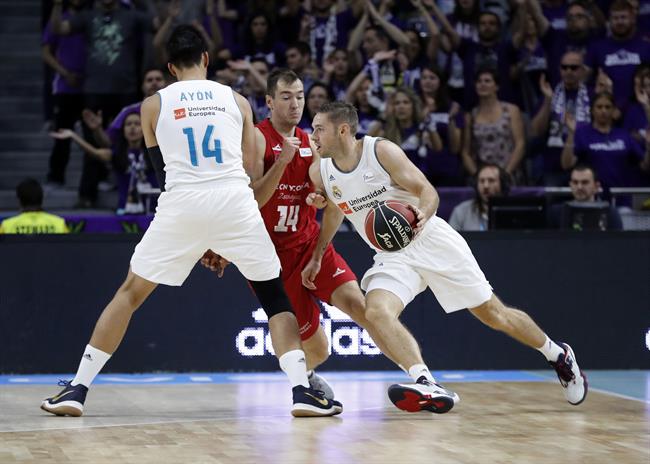 ep fabien causeur-gustavo ayon real madrid lovro mazalin tecnyconta zaragoza