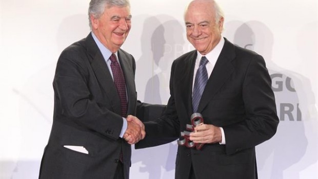 ep francisco gonzalez recibepremioliderazgo empresarial