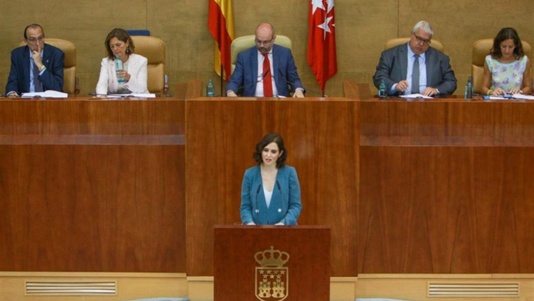 La candidata del PP a la Presidencia de la Comunidad, Isabel Díaz Ayuso, durante su intervención en la primera sesión del segundo pleno de su investidura presidida por Juan Trinidad. | Ricardo Rubio - Europa Press ep la candidatappla presidenciala comunidad isabel diaz ayuso duranteintervencionla primera sesionsegundo plenosu investidura presididajuan trinidad