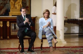 ep rajoybanezla entregalas medallasoromeritotrabajo