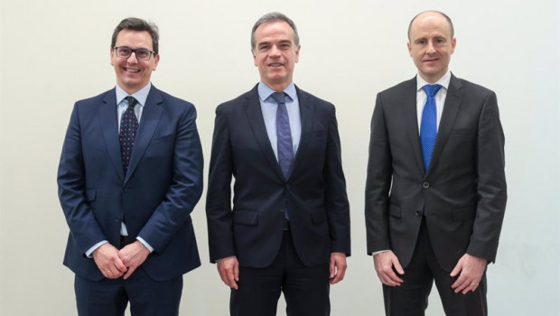ep responsables de grupo uvesco con el ceo jose ramon fernandez de barrena en el centro en la