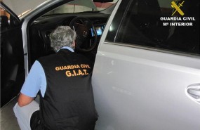 ep un agente investigacoche