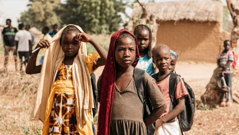 1615895598 auarayselectaok rsz