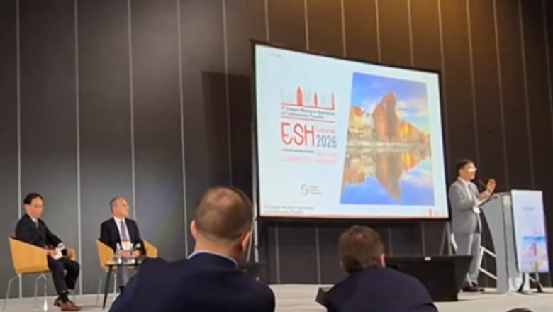 At the European Society of Hypertension symposium, a speaker introduces the research findings of 'CART BP pro' to the attendees. 1st image