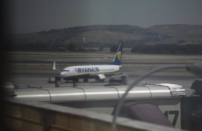 ep archivo - aviones de ryanair en el aeropuerto de madrid-barajas adolfo suarez