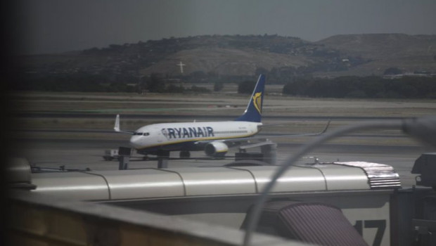 ep archivo - aviones de ryanair en el aeropuerto de madrid-barajas adolfo suarez