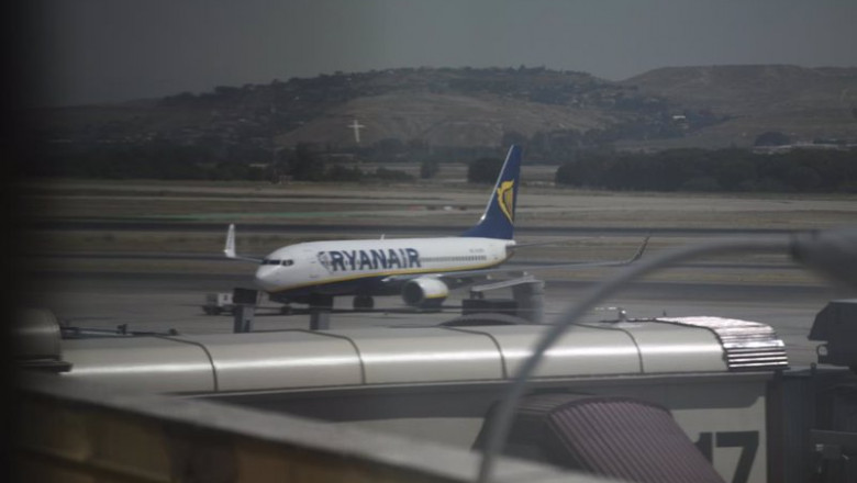 Archivo - Aviones de Ryanair en el Aeropuerto de Madrid-Barajas Adolfo Suárez. | Oscar del Pozo - Europa Press - Archivo ep archivo - aviones de ryanair en el aeropuerto de madrid-barajas adolfo suarez