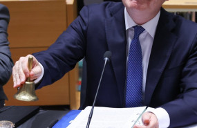 ep archivo el ministro de finanzas irlandes paschal donohoe durante la reunion de los ministros de ep archivo el ministro de finanzas irlandes paschal donohoe durante la reunion de los ministros de