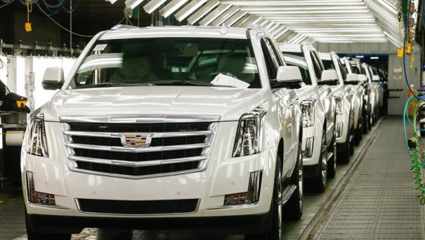 ep archivo   produccion del cadillac escalade en la planta de general motors en arlington estados