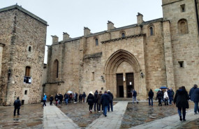 ep archivo   turistas en caceres en una foto de archivo