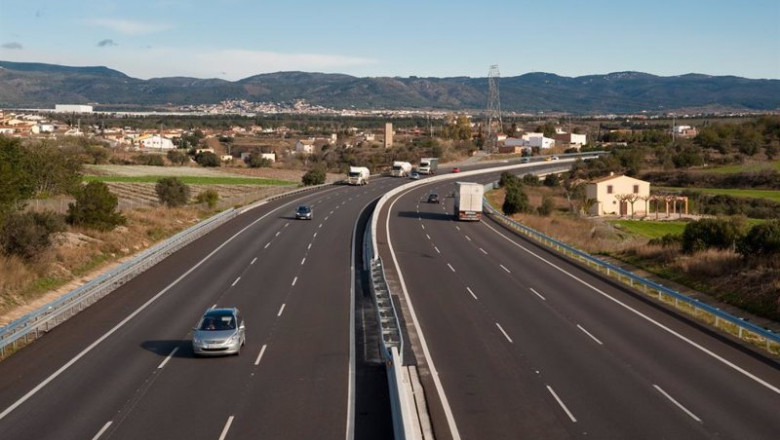 ep archivo una de la autopistas de abertis en espana ep archivo una de la autopistas de abertis en espana