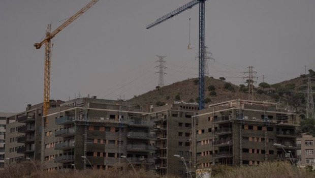 ep archivo   viviendas en construccion a 8 de abril de 2024 en barcelona