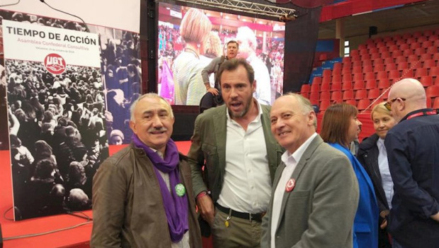 ep de izquierda a derecha el secretario general de ugt pepe alvarez el alcalde de valladolid oscar