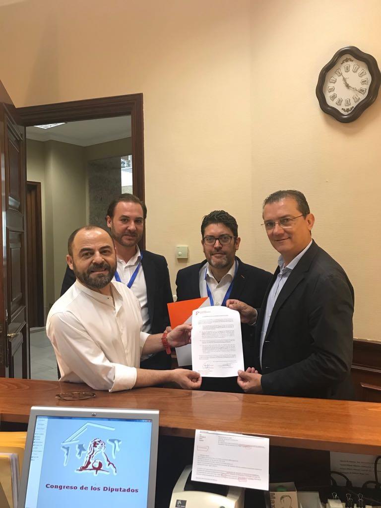 Diputados y bconcejal CS en presentación del escrito | CIUDADANOS ep diputadosbconcejal cspresentacionescrito