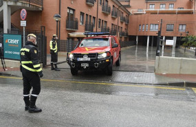 ep efectivos de la unidad militar de emergencias ume en la residencia de ancianos y tercera edad