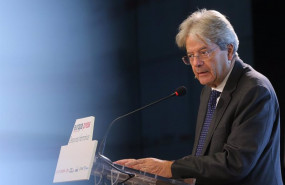 ep el comisario europeo de economia paolo gentiloni interviene en un desayuno informativo de europa