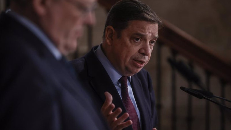 ep el ministro de agricultura pesca y alimentacion luis planas d ofrece una rueda de prensa tras ep el ministro de agricultura pesca y alimentacion luis planas d ofrece una rueda de prensa tras