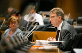 ep el portavoz presupuestario de junts ferran bel en la comision para la reconstruccion