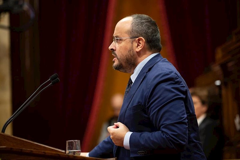 El PP ficha a Eva Parera, la número 2 de Manuel Valls, para las elecciones catalanas