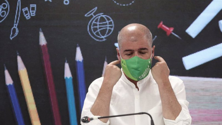 El secretario general de CCOO, Unai Sordo, se quita la mascarilla para presentar el "Informe inicio de curso 2020-2021. Recuperar la presencialidad con seguridad", en la sede de Comisiones Obreras, en Madrid (España), a 2 de septiembre de 2020. | Eduardo Parra - Europa Press ep el secretario general de ccoo unai sordo se quita la mascarilla para presentar el informe inicio