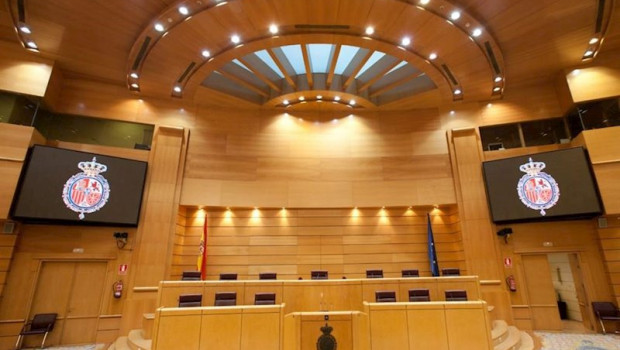 ep estrado del hemiciclo que corresponde a los miembros de la mesa del senado