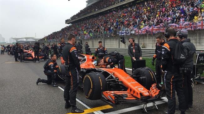 Fernando Alonso McLaren parrilla China | MCLAREN ep fernando alonso mclaren parrilla china