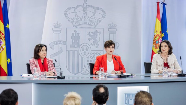 ep i d la ministra de defensa margarita robles la ministra de politica territorial y portavoz del