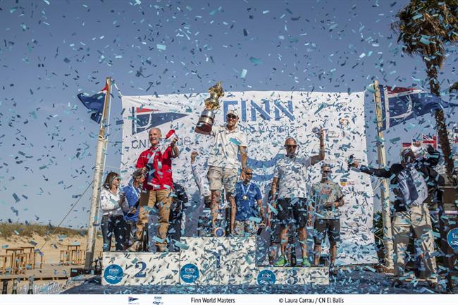 José Luis Doreste se proclama campeón del Mundial Máster de Finn | LAURA CARRAU ep jose luis doresteproclama campeonmundial masterfinn