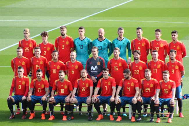 La selección posa con su nueva camiseta para el Mundial | EUROPA PRESS ep la seleccion posasu nueva camisetamundial