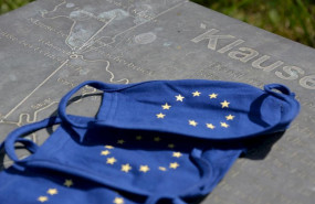 ep mascarillas con la bandera de la ue