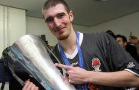 ep nandocolotrofeocampeonla eurocup 2010valencia basket