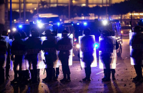 ep policias en el aeropuerto de barcelona-el prat donde se ha producido una protesta por la