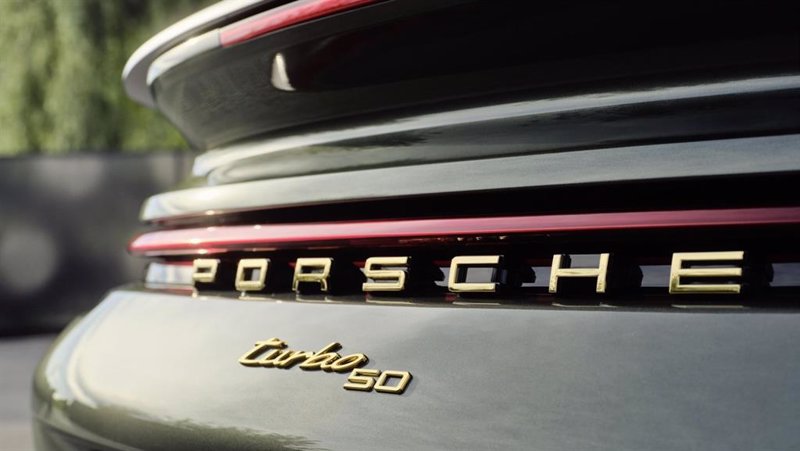 Porsche reitera sus previsiones anuales pero reconoce que el entorno sigue siendo muy difícil