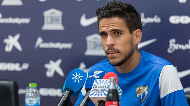 Recio, del Málaga CF, en rueda de prensa | THOMAS DARREAU ep recio del malaga cf en ruedaprensa