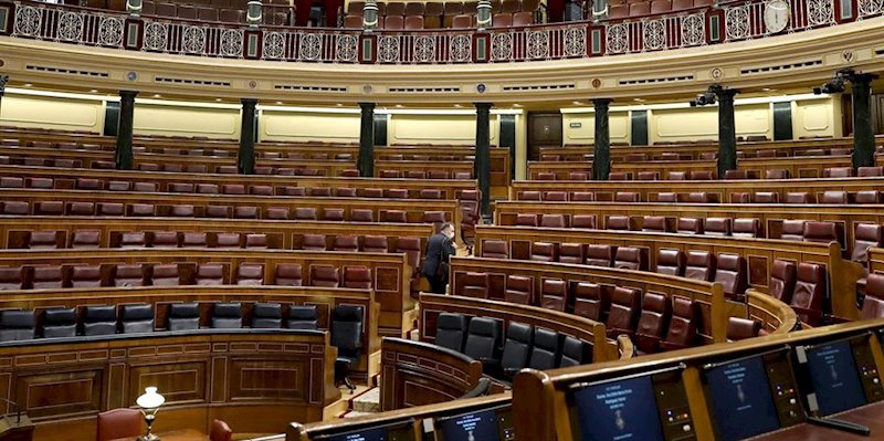 ep vista del hemiciclo tras el pleno del congreso