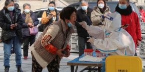 un controle covid 19 a wuhan 