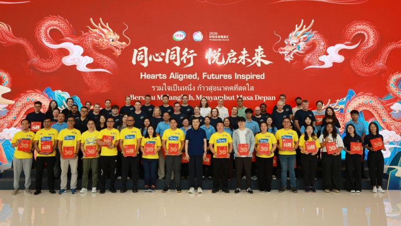 Global elites visit Yili Group Headquarters 3f820ae2af0b607df8f109c80fd38e3c 20260722115016