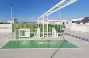 ep archivo   hidrogenera de iberdrola en la zona franca de barcelona